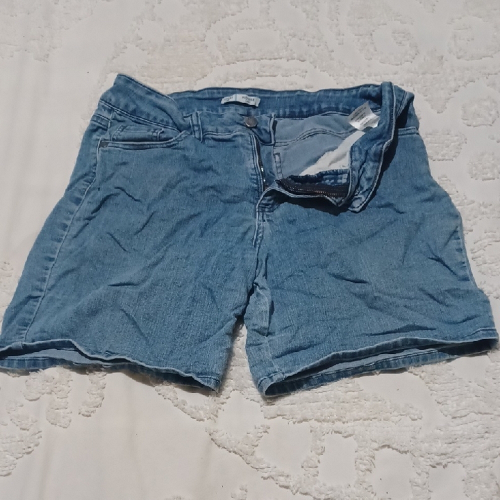 Lee Riders Mid Rise Blue Shorts